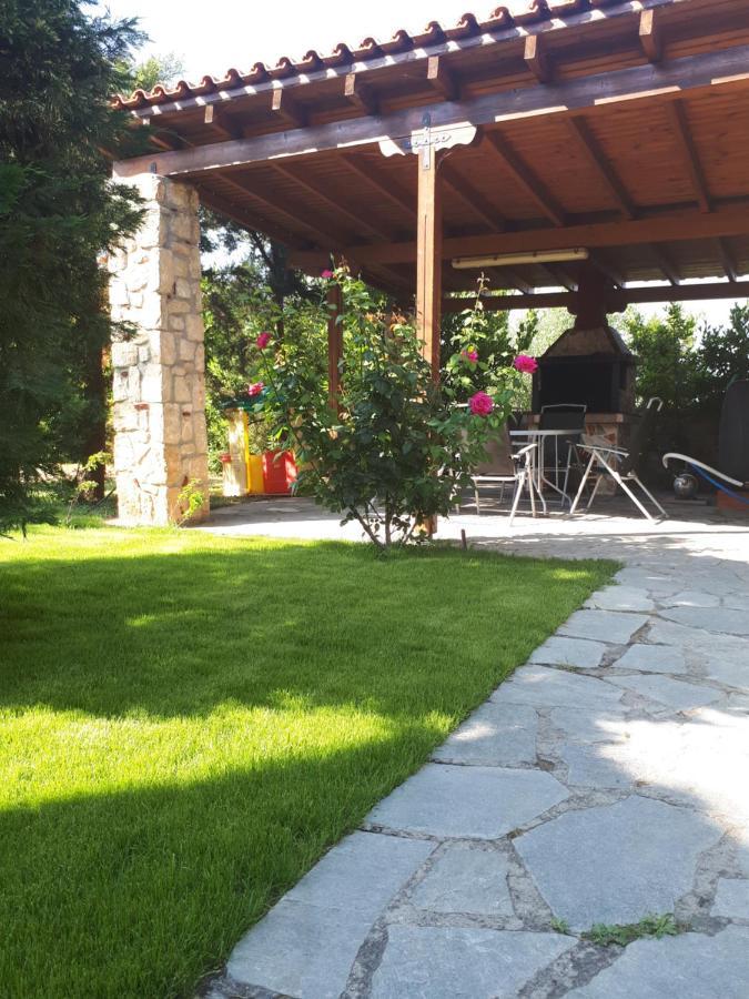 Villa George Afytos Exterior foto